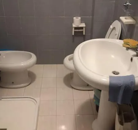 E Λόκρι